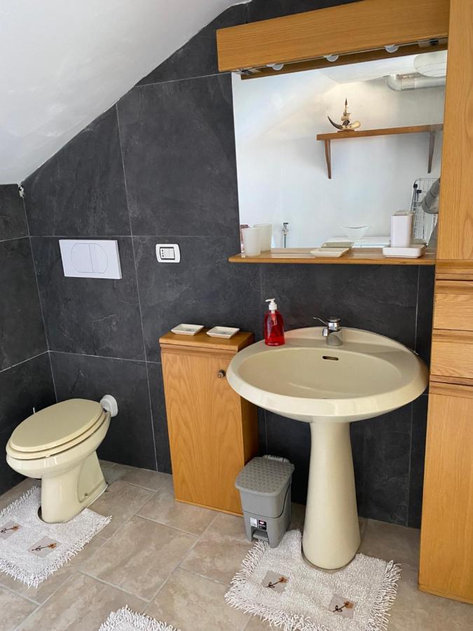 Apartmán Gere House Lezzeno Exteriér fotografie