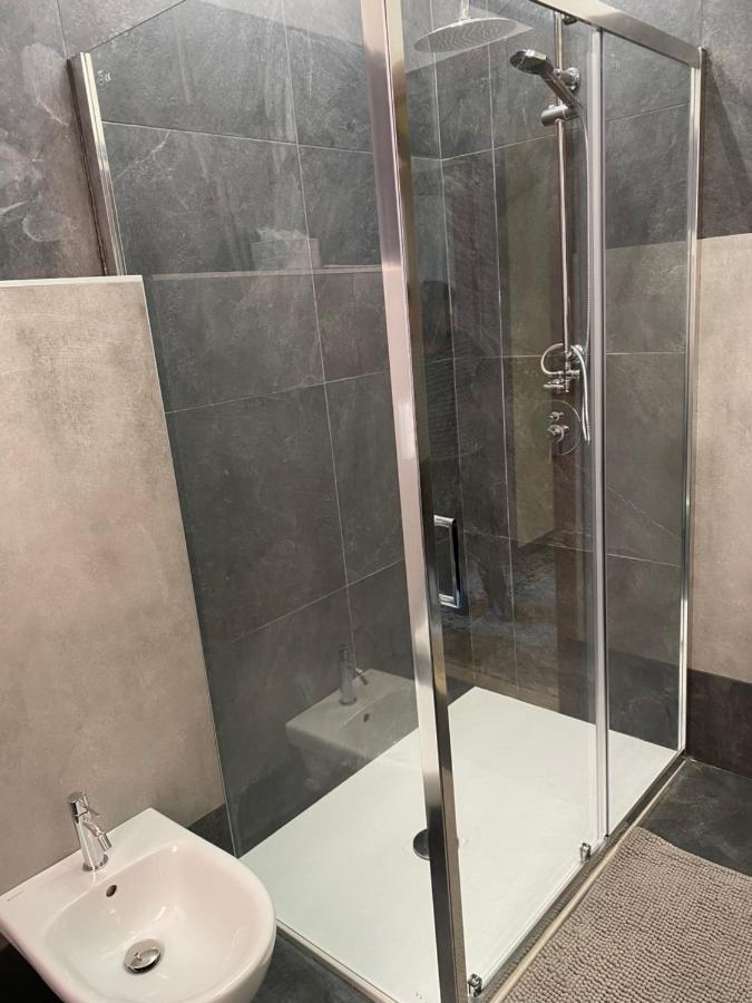 Apartmán Gere House Lezzeno Exteriér fotografie