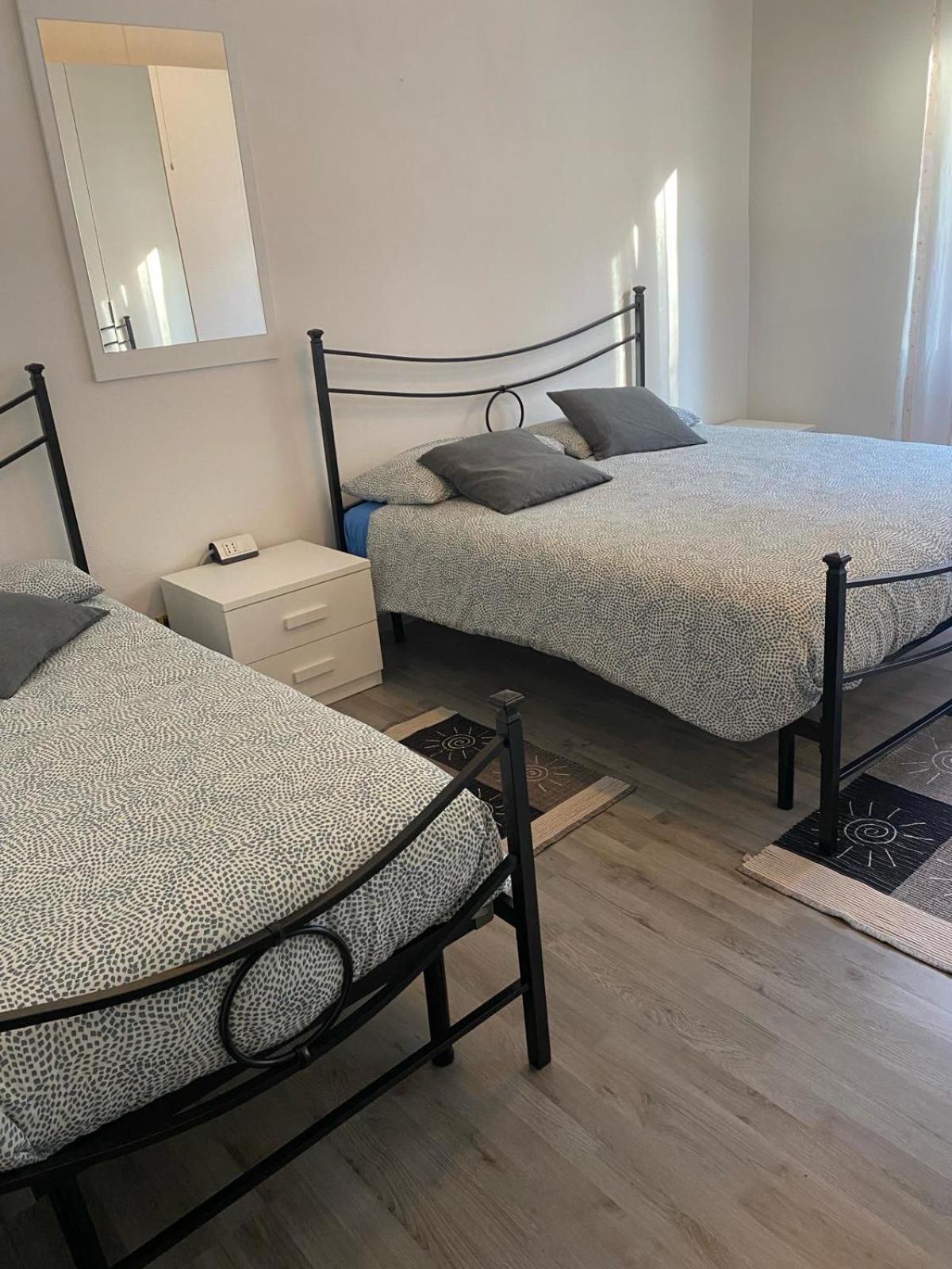 Apartmán Gere House Lezzeno Exteriér fotografie